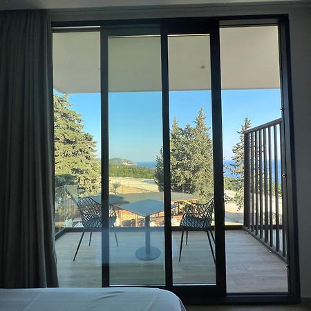 Summer Wine Boutique Hotel Dhërmi Dış mekan fotoğraf