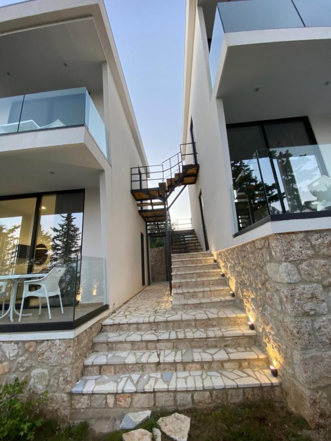 Summer Wine Boutique Hotel Dhërmi Dış mekan fotoğraf
