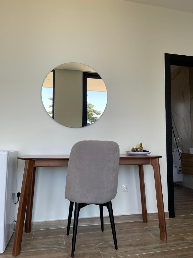 Summer Wine Boutique Hotel Dhërmi Dış mekan fotoğraf