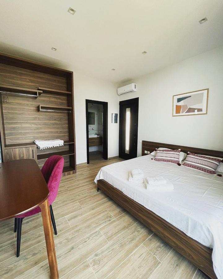 Summer Wine Boutique Hotel Dhërmi Dış mekan fotoğraf