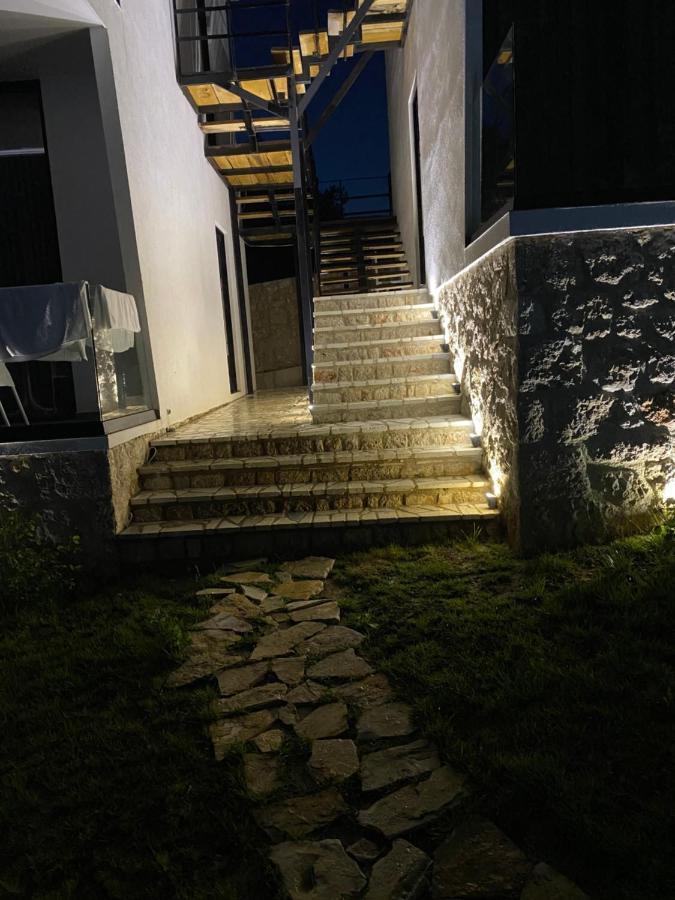 Summer Wine Boutique Hotel Dhërmi Dış mekan fotoğraf