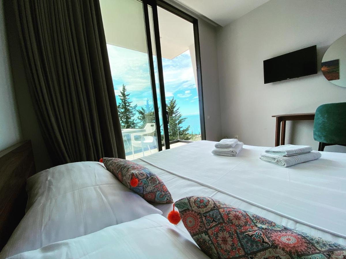 Summer Wine Boutique Hotel Dhërmi Dış mekan fotoğraf