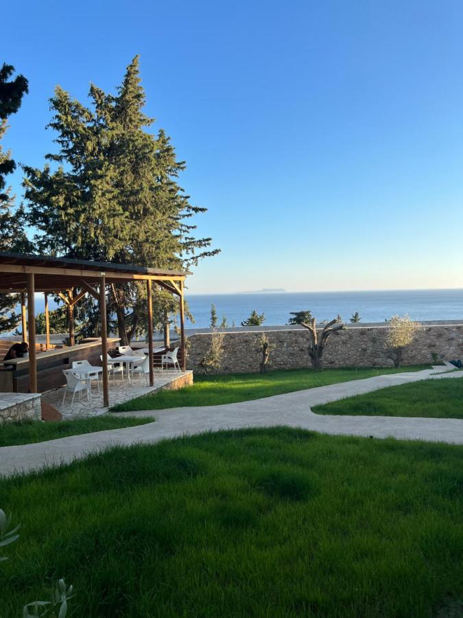 Summer Wine Boutique Hotel Dhërmi Dış mekan fotoğraf