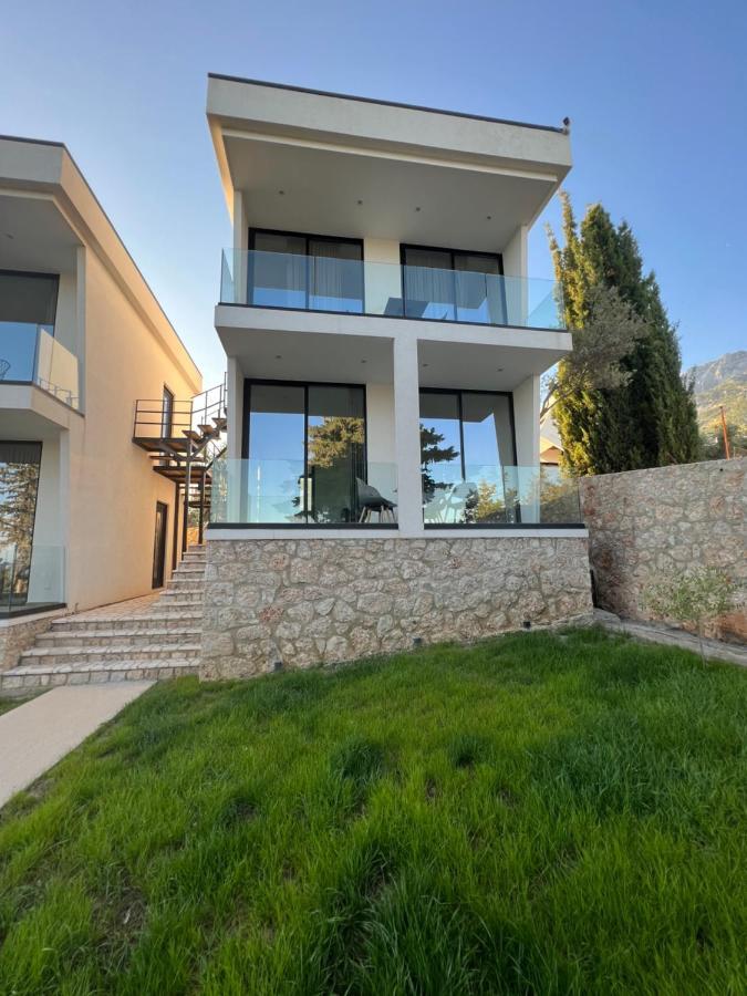 Summer Wine Boutique Hotel Dhërmi Dış mekan fotoğraf
